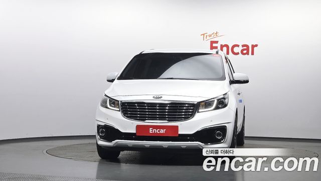 Kia Carnival 9-seater Prestige — пробег 125 652 км — фото 3 из 5