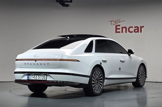 Hyundai Grandeur Calligraphy — пробег 13 681 км — фото 2 из 5