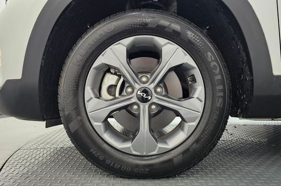 Kia Seltos Gasoline 1.6 Turbo 2WD Trendy — пробег 4 932 км — фото 5 из 5