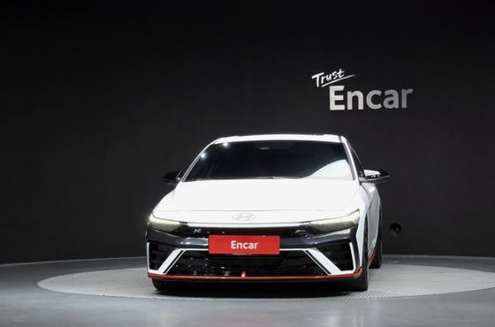 Hyundai AVANTE 2.0 N — пробег 14 104 км — фото 3 из 5