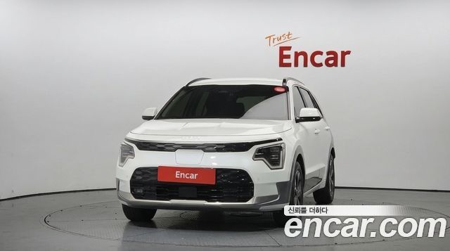 Kia Niro Earth — пробег 23 054 км — фото 3 из 5