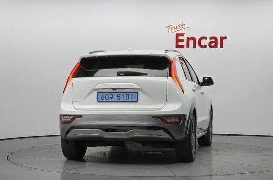 Kia Niro Earth — пробег 23 054 км — фото 4 из 5