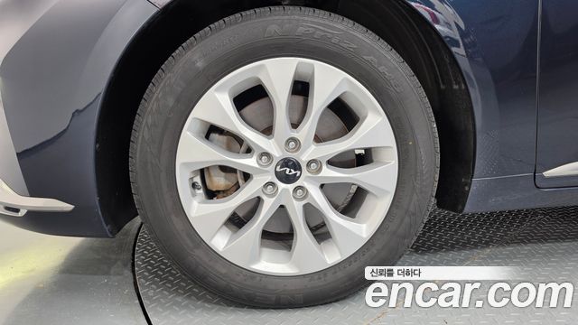 Kia K8 из Кореи Encar