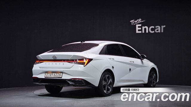 Hyundai AVANTE из Кореи Encar