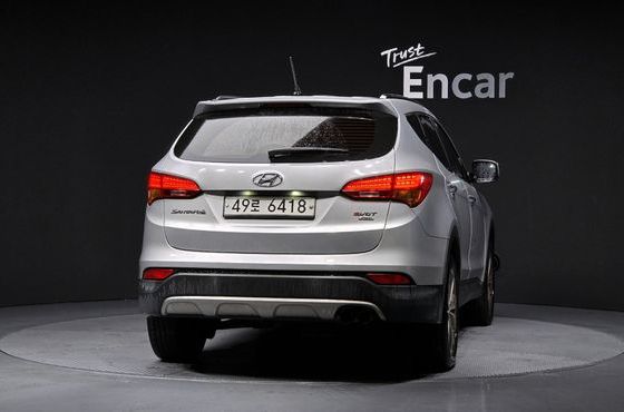 Hyundai Santafe Diesel(e-VGT) 2.2 4WD Exclusive — пробег 191 497 км — фото 4 из 5