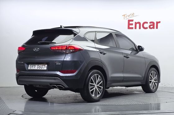 Hyundai Tucson Diesel 2.0 4WD Premium — пробег 115 526 км — фото 2 из 5