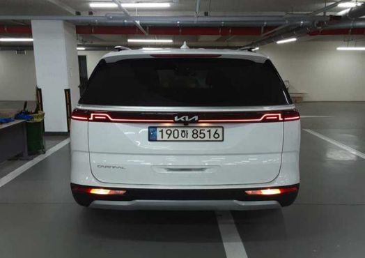 Kia Carnival Diesel 9-Seater Prestige — пробег 116 454 км — фото 3 из 5