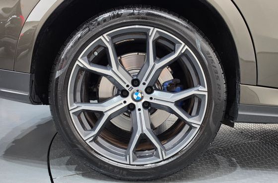 BMW X6 xDrive40i M Sport — пробег 106 361 км — фото 5 из 5