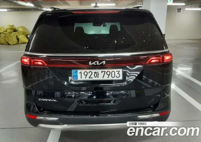 Kia Carnival Diesel 9-Seater Noblesse — пробег 43 554 км — фото 3 из 5
