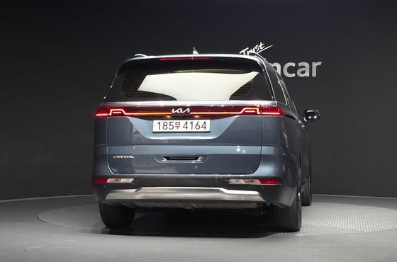 Kia Carnival Diesel 9-Seater Signature — пробег 82 981 км — фото 4 из 5