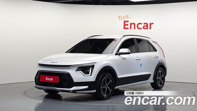 Kia Niro Best Selection — пробег 15 853 км — фото 1 из 5
