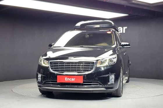 Kia Carnival 11-seater Luxury — пробег 118 613 км — фото 3 из 5