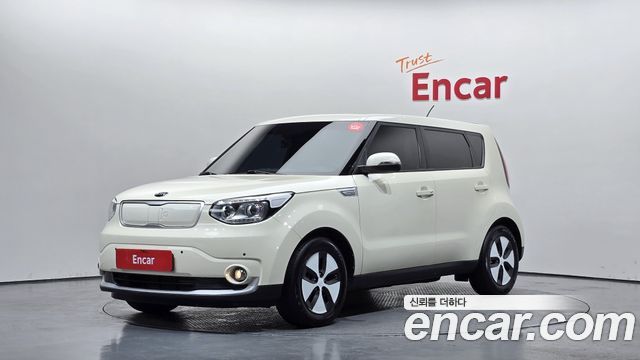 Kia Soul EV — пробег 46 632 км — фото 1 из 5