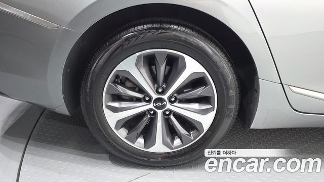 Kia K8 из Кореи Encar