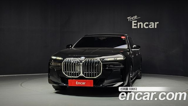 BMW i7 из Кореи Encar