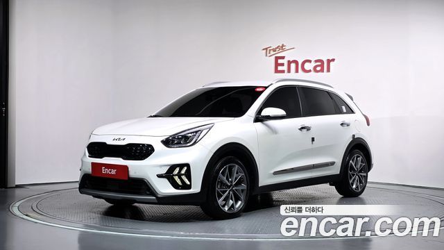 Kia Niro 1.6 HEV Signature — пробег 57 426 км — фото 1 из 5