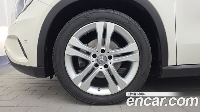 Mercedes-Benz GLA-Class из Кореи Encar