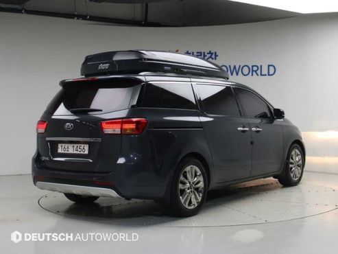 Kia Carnival 9-seater Prestige — пробег 148 848 км — фото 2 из 5