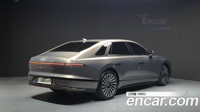 Hyundai Grandeur из Кореи Encar