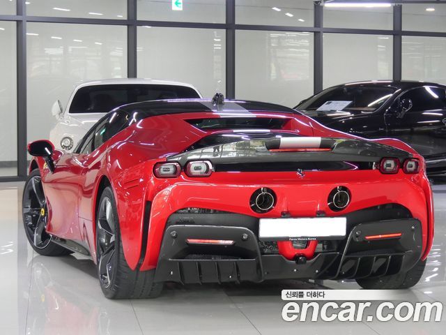 Ferrari SF90 4.0 — пробег 640 км — фото 3 из 5