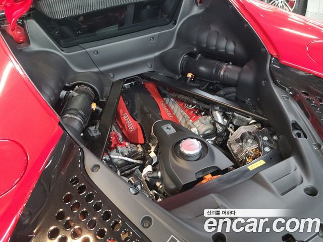 Ferrari SF90 4.0 — пробег 640 км — фото 5 из 5