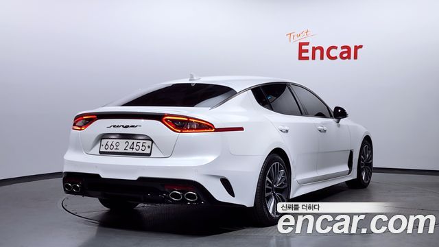 Kia Stinger 2.0 Turbo 2WD Prime — пробег 72 127 км — фото 2 из 5