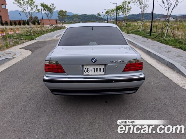 BMW 7-Series из Кореи Encar