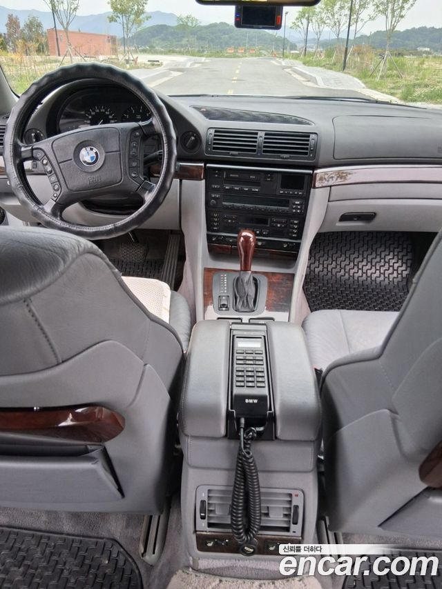 BMW 7-Series из Кореи Encar