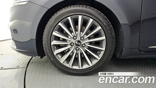 Kia K7 из Кореи Encar