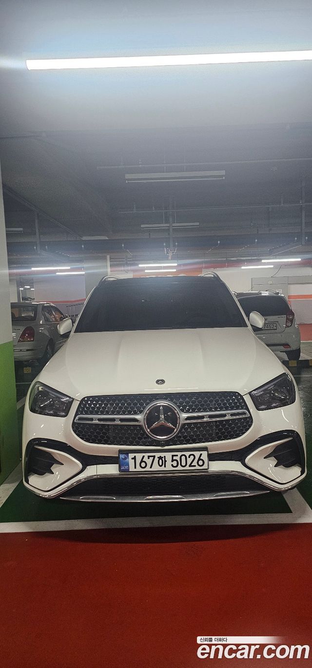 Mercedes-Benz GLE-Class GLE450 4MATIC — пробег 10 000 км — фото 1 из 5