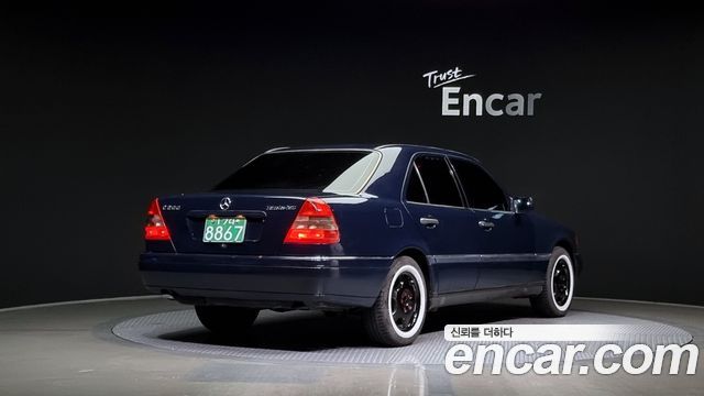 Mercedes-Benz C-Class из Кореи Encar