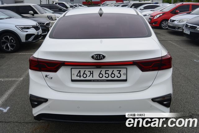 Kia K3 Luxury — пробег 84 177 км — фото 4 из 5