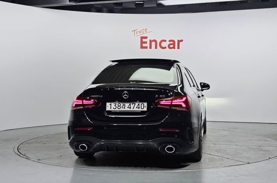 Mercedes-Benz A-Class AMG A35 4MATIC Sedan — пробег 17 882 км — фото 4 из 5