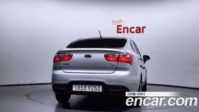 Kia pride из Кореи Encar