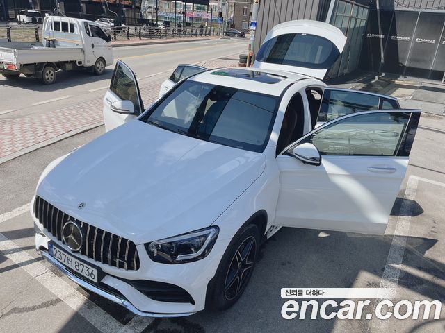 Mercedes-Benz GLC-Class GCL300 4MATIC Coupe — пробег 35 289 км — фото 3 из 5