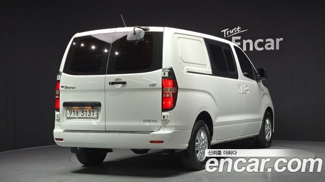 Hyundai Starex Van 5-Seater Modern — пробег 160 025 км — фото 2 из 5