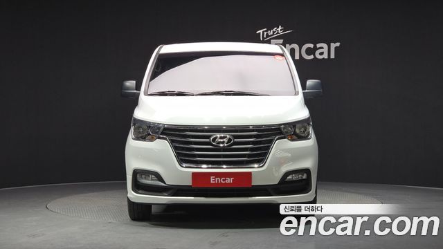 Hyundai Starex Van 5-Seater Modern — пробег 160 025 км — фото 3 из 5