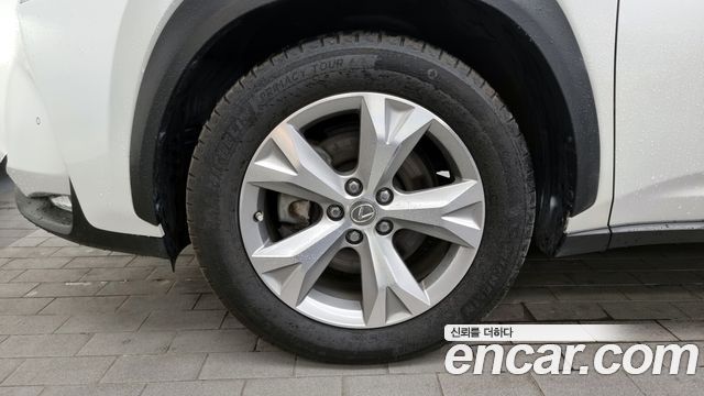 Lexus NX из Кореи Encar