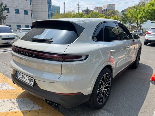 Porsche Cayenne 3.0 — пробег 18 600 км — фото 4 из 5