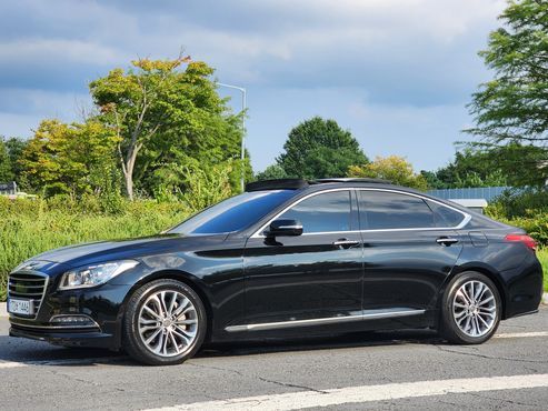 Hyundai Genesis G330 Premium AWD — пробег 179 000 км — фото 4 из 5