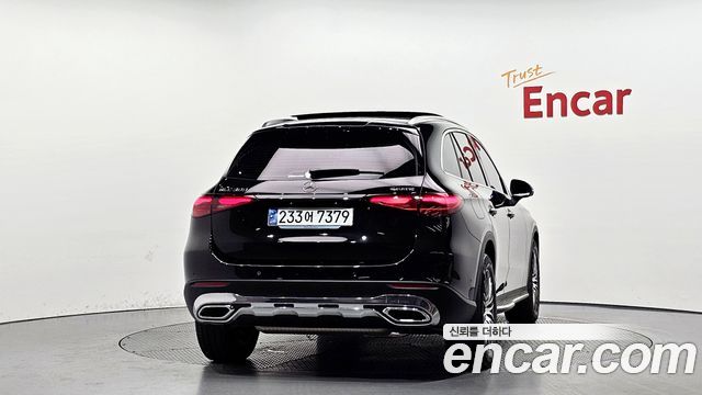 Mercedes-Benz GLC-Class GLC 300 4MATIC Avantgarde — пробег 16 381 км — фото 4 из 5