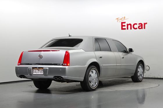 Cadillac DTS 4.6 Limousine — пробег 30 463 км — фото 2 из 5