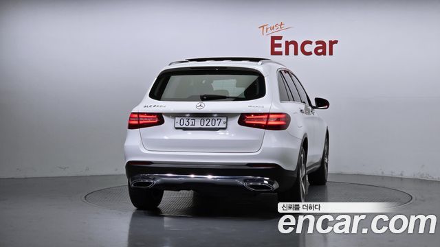 Mercedes-Benz GLC-Class GLC220 d 4MATIC Premium — пробег 406 894 км — фото 4 из 5