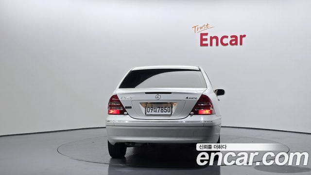 Mercedes-Benz C-Class из Кореи Encar