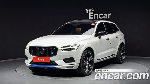 Volvo XC60 T6 Inscription — пробег 128 040 км — фото 1 из 5