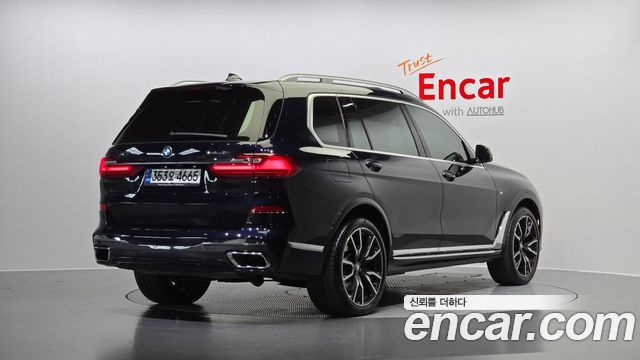 BMW X7 xDrive 40i M Sport 6STR — пробег 45 196 км — фото 2 из 5
