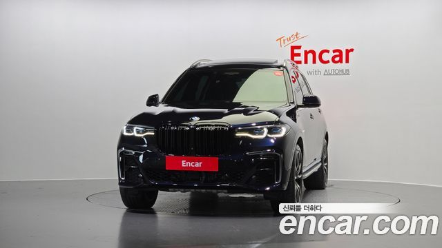 BMW X7 xDrive 40i M Sport 6STR — пробег 45 196 км — фото 3 из 5