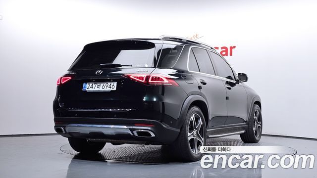 Mercedes-Benz GLE-Class GLE350e 4MATIC — пробег 102 740 км — фото 2 из 5