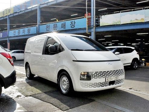 Hyundai Staria Cargo 3-Seater Smart — пробег 183 512 км — фото 2 из 5