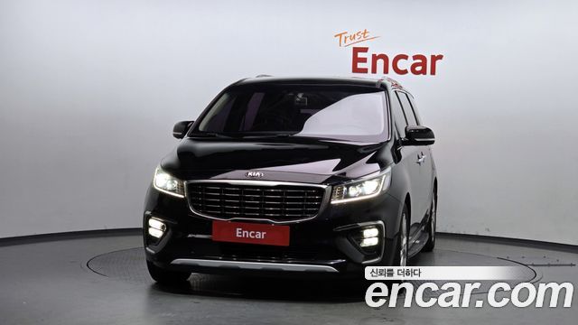 Kia Carnival 9-Seater Noblesse Special — пробег 157 179 км — фото 3 из 5